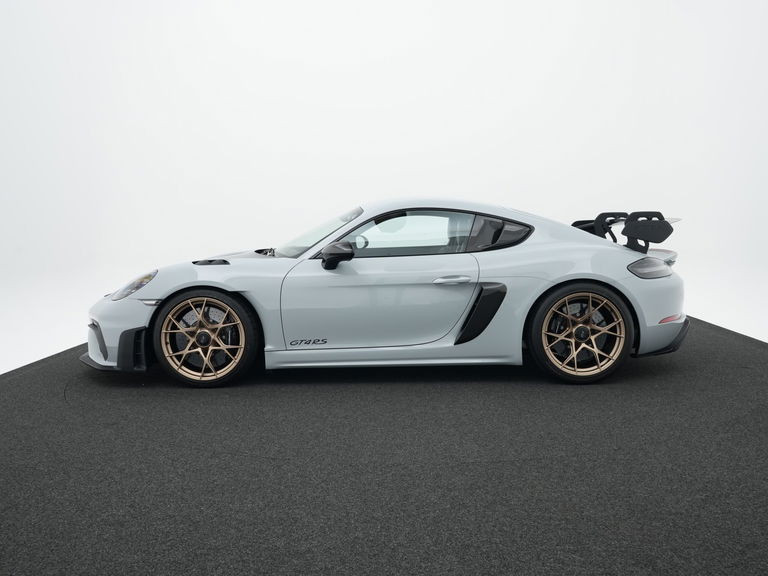 Porsche 718 Cayman GT4 RS
