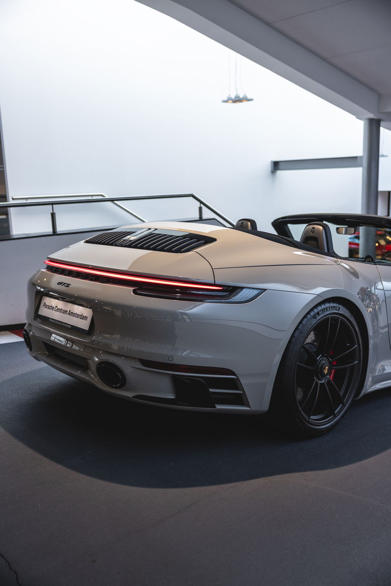 Porsche 992 Carrera GTS