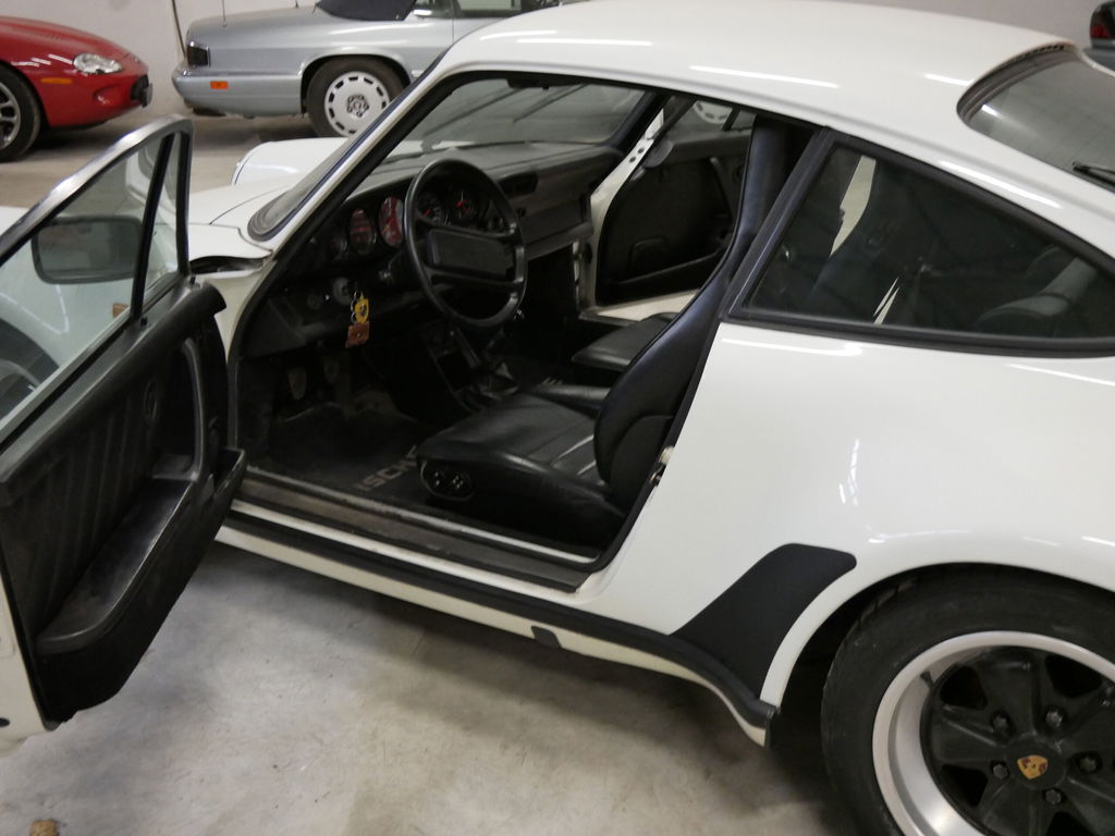 Porsche 911 Turbo 3.3