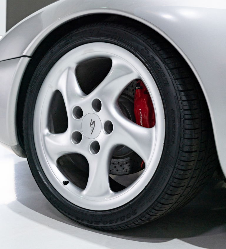 Porsche 993 Carrera 4S