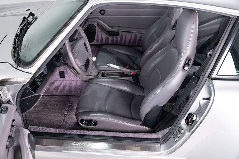 Porsche 993 Carrera 4S