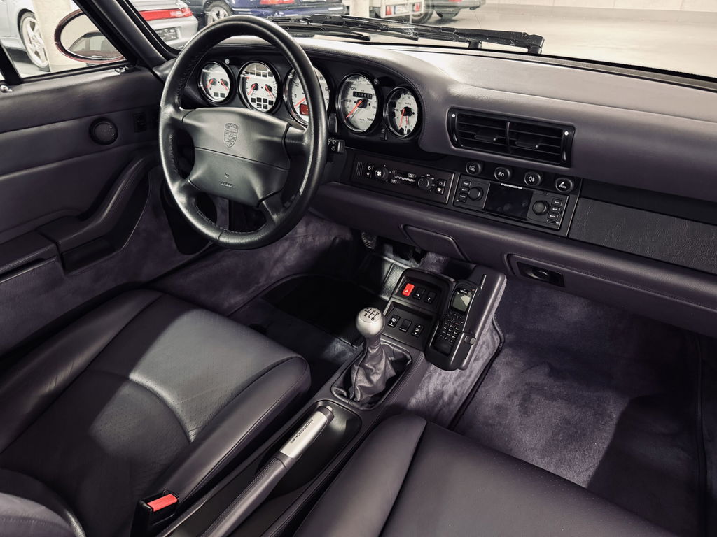Porsche 993 Carrera 4S