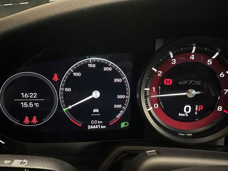 Porsche 992 Carrera GTS