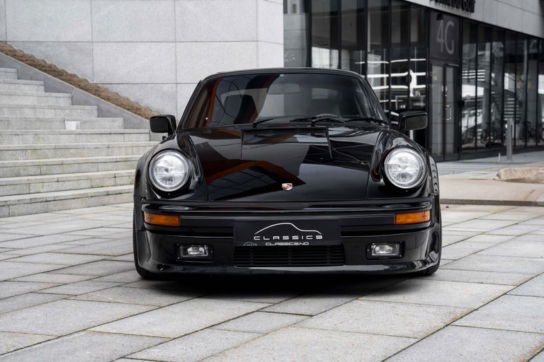 Porsche 911 Turbo 3.3