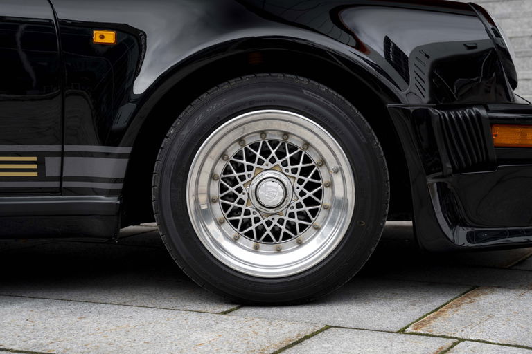 Porsche 911 Turbo 3.3