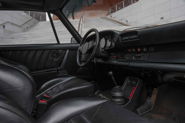 Porsche 911 Turbo 3.3