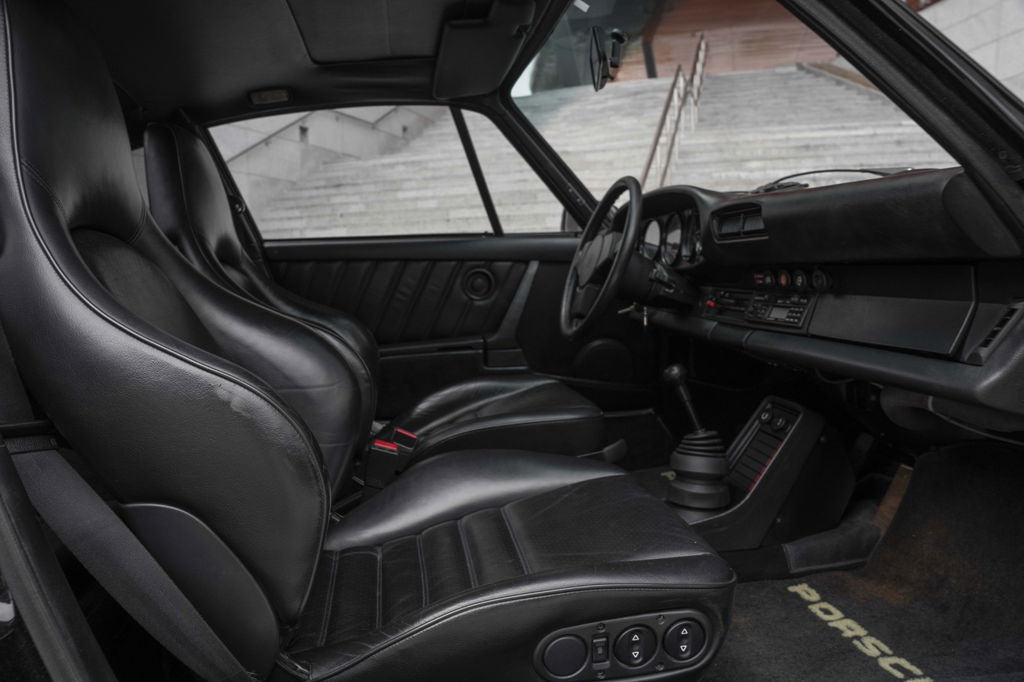 Porsche 911 Turbo 3.3