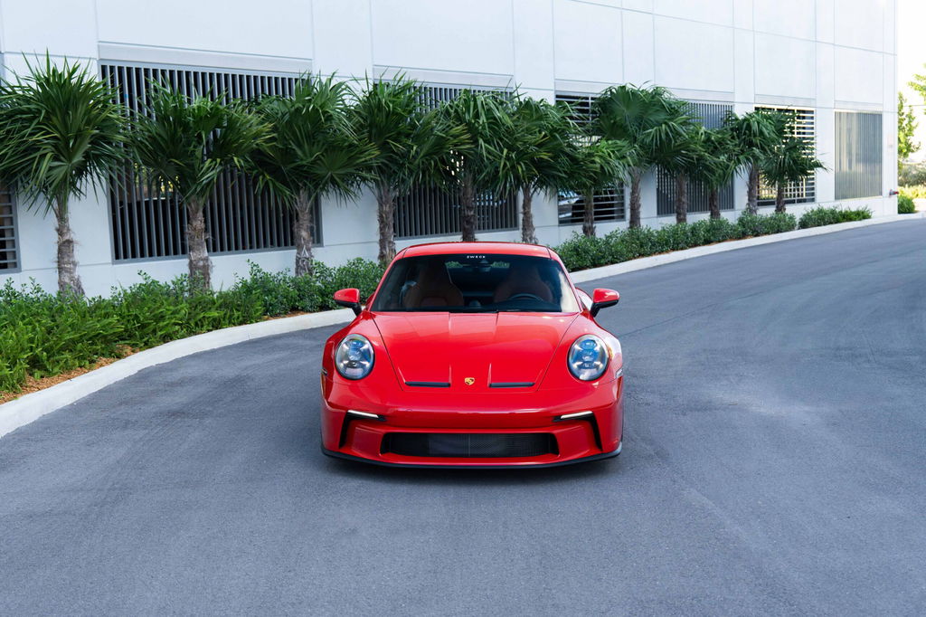 Porsche 992 GT3 Touring