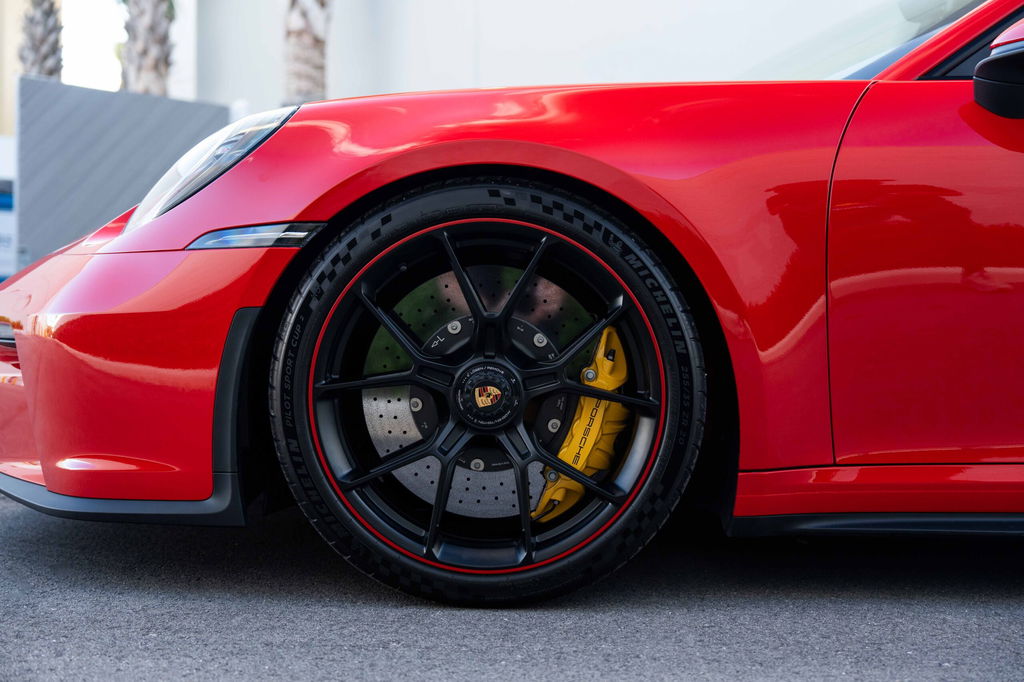 Porsche 992 GT3 Touring