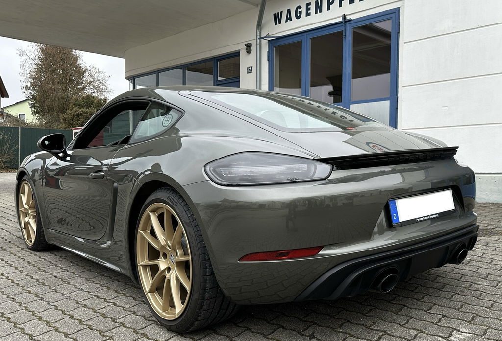 Porsche 718 Cayman GTS 4.0