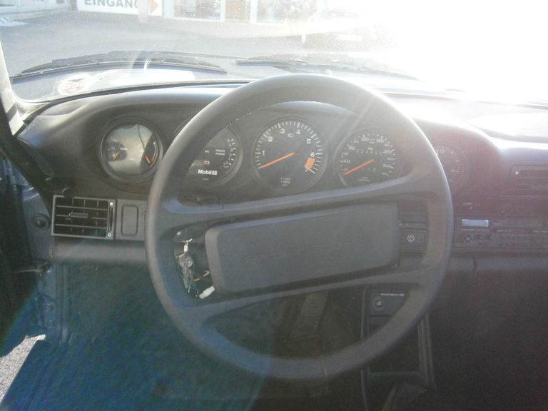 Porsche 911 Carrera 3.2 (US)