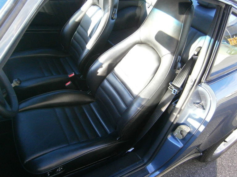 Porsche 911 Carrera 3.2 (US)