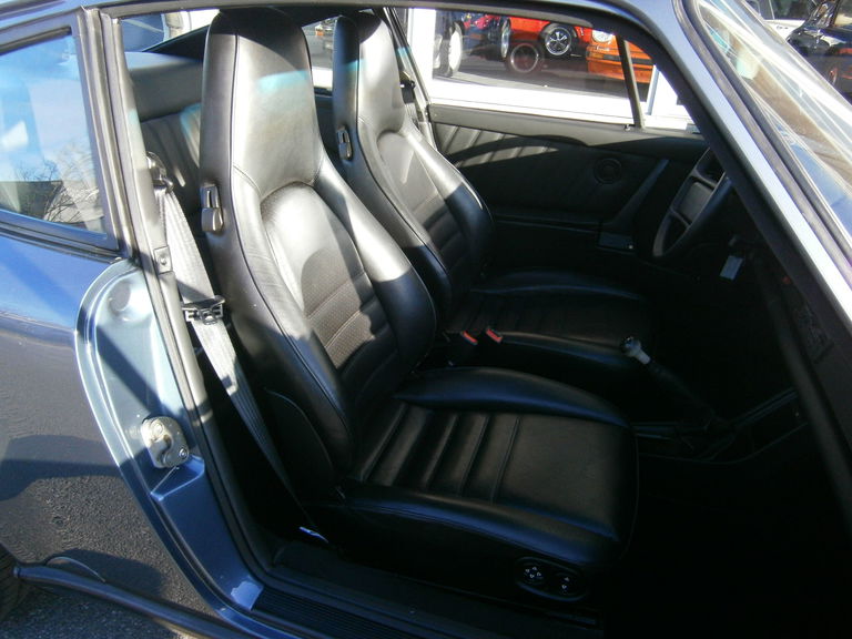 Porsche 911 Carrera 3.2 (US)