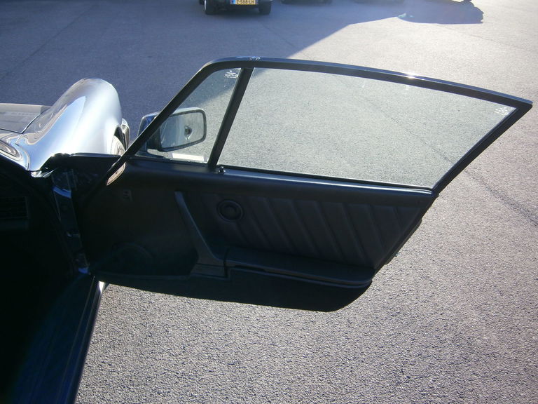 Porsche 911 Carrera 3.2 (US)