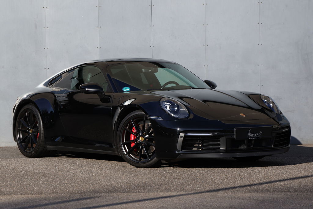 Porsche 992 Carrera 4S