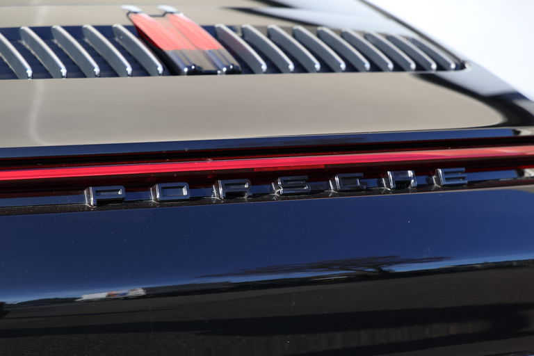 Porsche 992 Carrera 4S