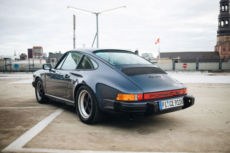 Porsche 911 Carrera 3.2
