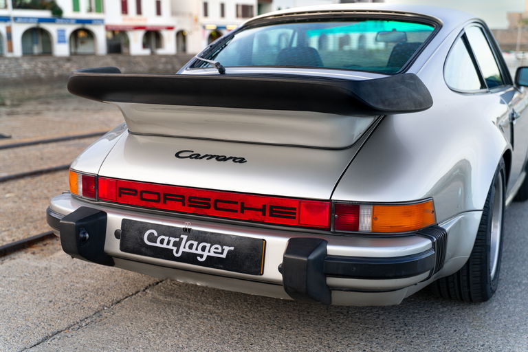 Porsche 911 Carrera 3.2