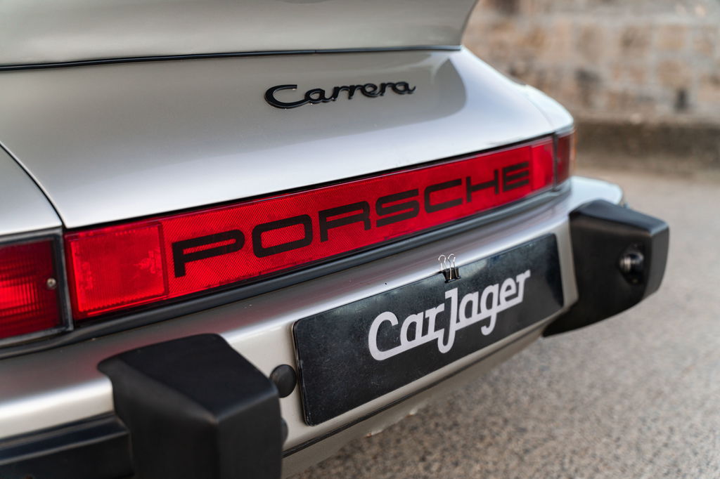 Porsche 911 Carrera 3.2