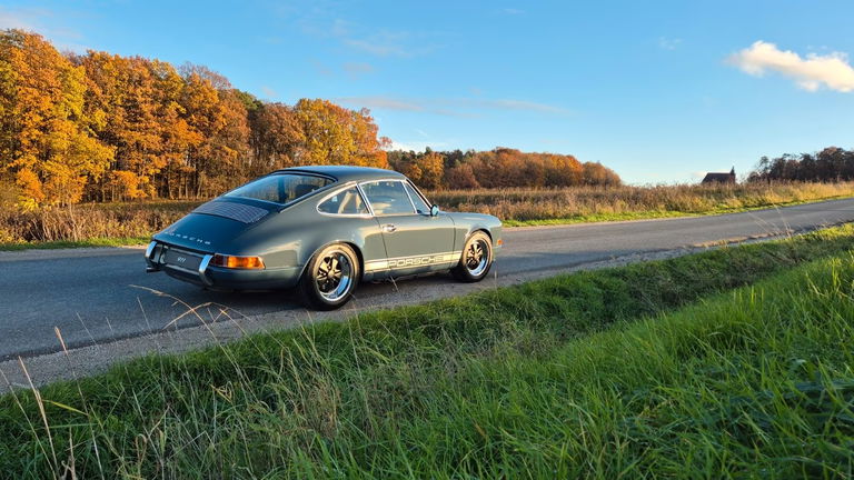 Porsche 911 Backdate
