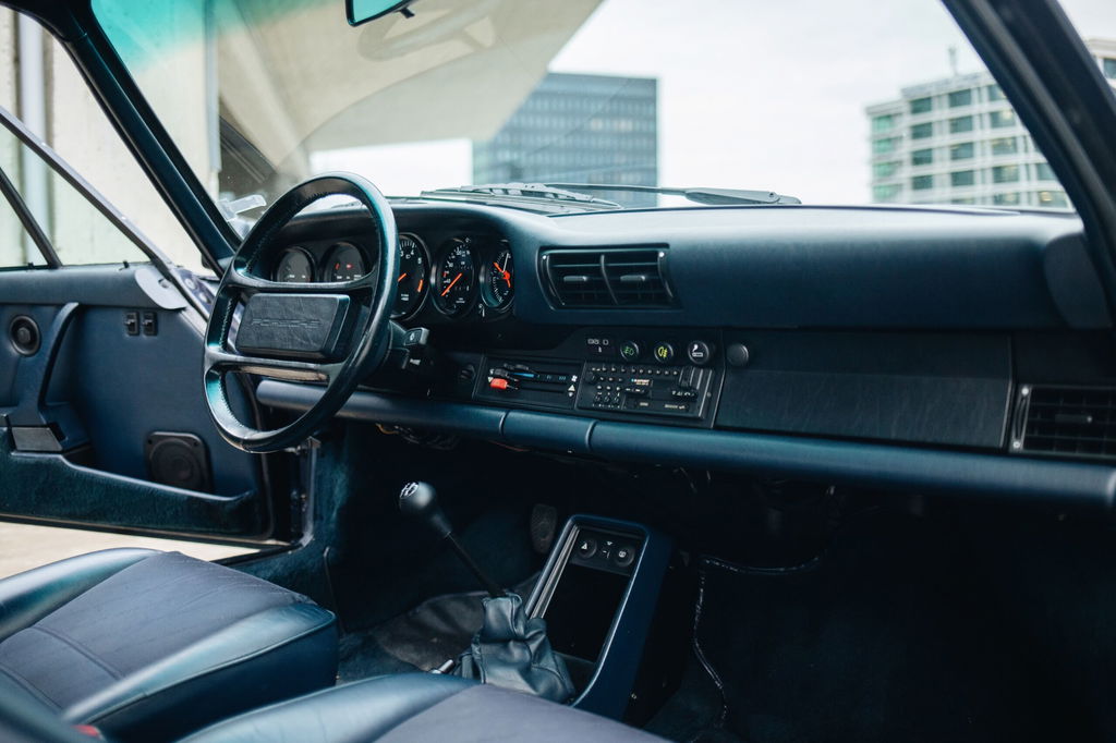 Porsche 911 Carrera 3.2