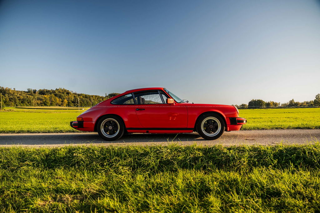 Porsche 911 Carrera 3.0
