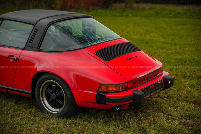 Porsche 911 Carrera 3.2 (US)