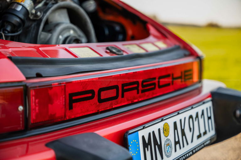 Porsche 911 Carrera 3.0