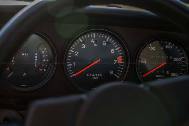 Porsche 911 Carrera 3.0