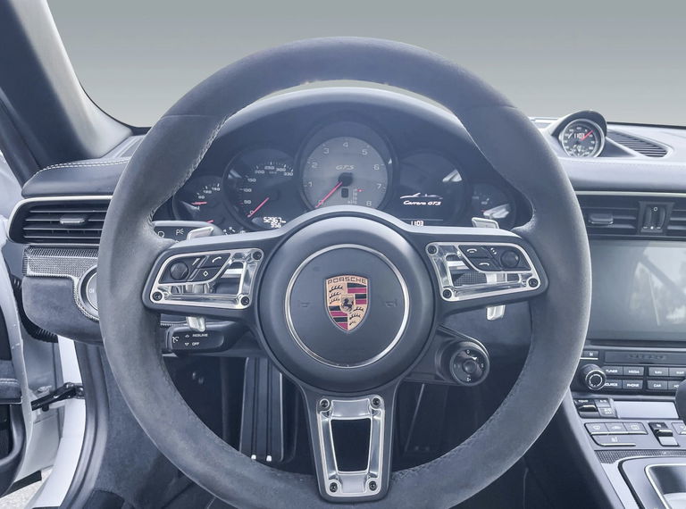 Porsche 991.2 Carrera GTS