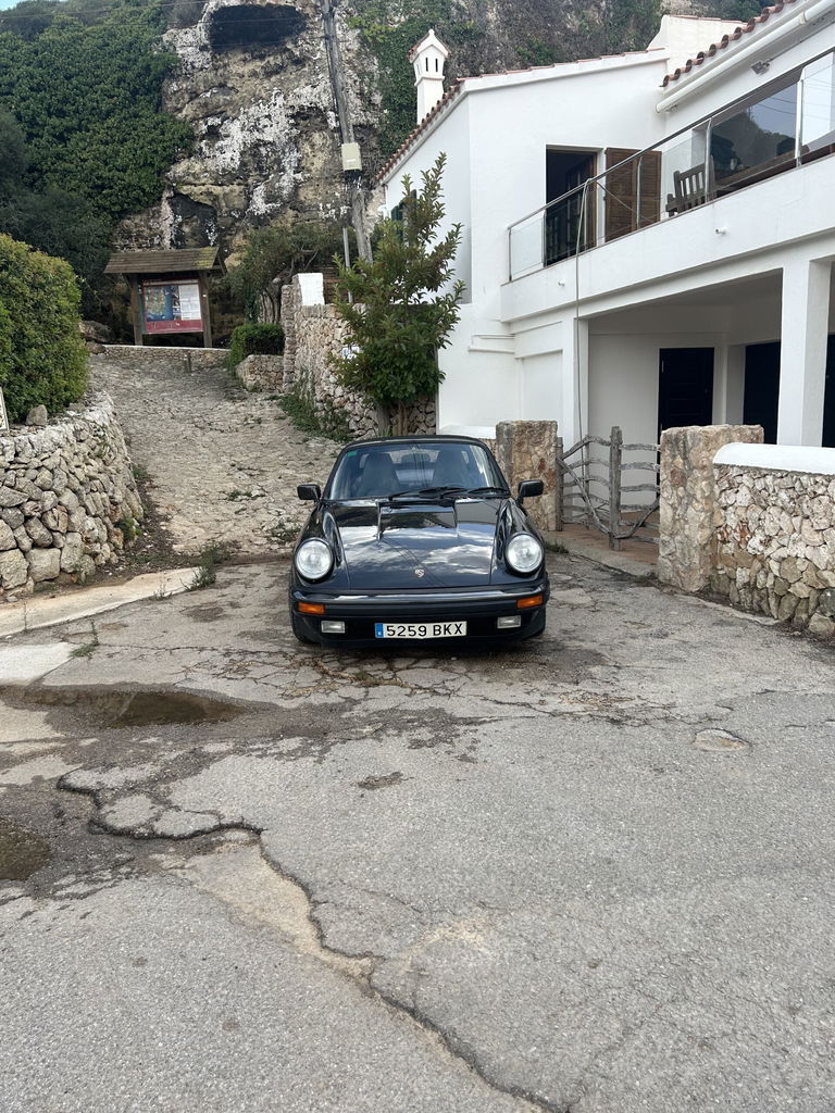 Porsche 911 Carrera 3.2