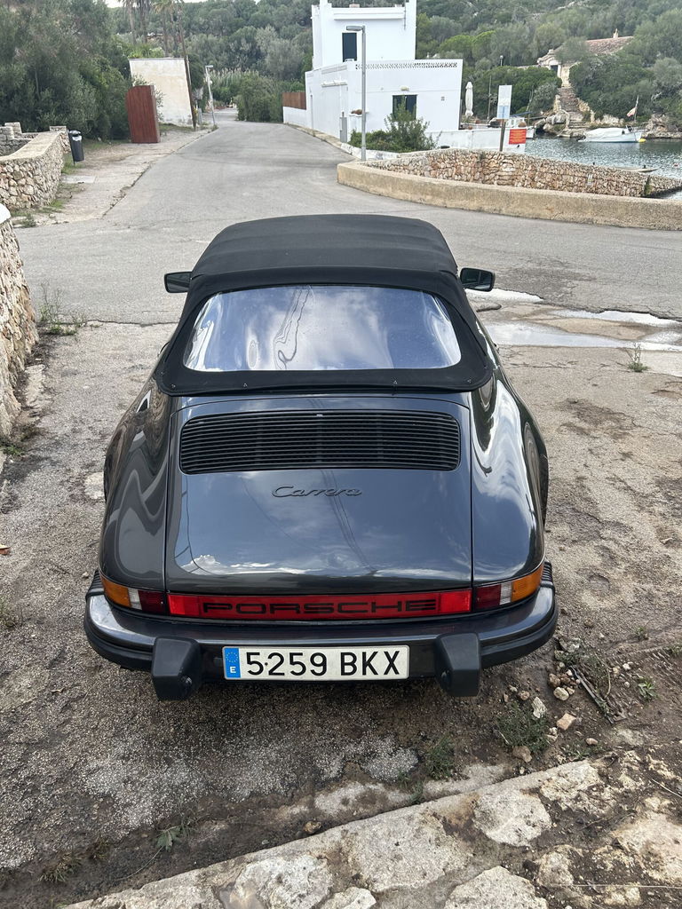 Porsche 911 Carrera 3.2