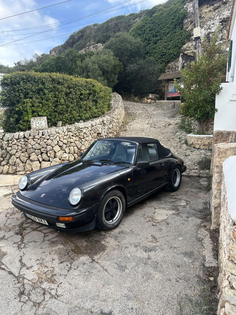 Porsche 911 Carrera 3.2