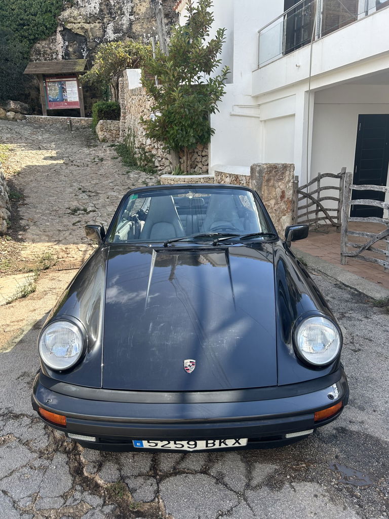 Porsche 911 Carrera 3.2