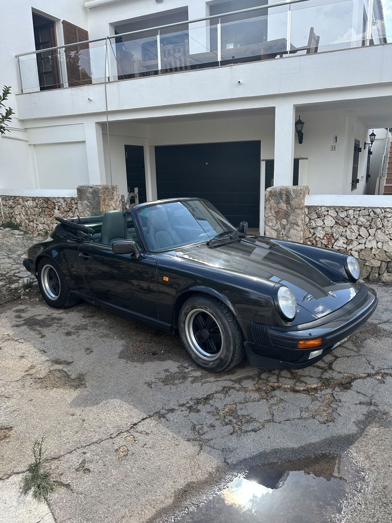 Porsche 911 Carrera 3.2