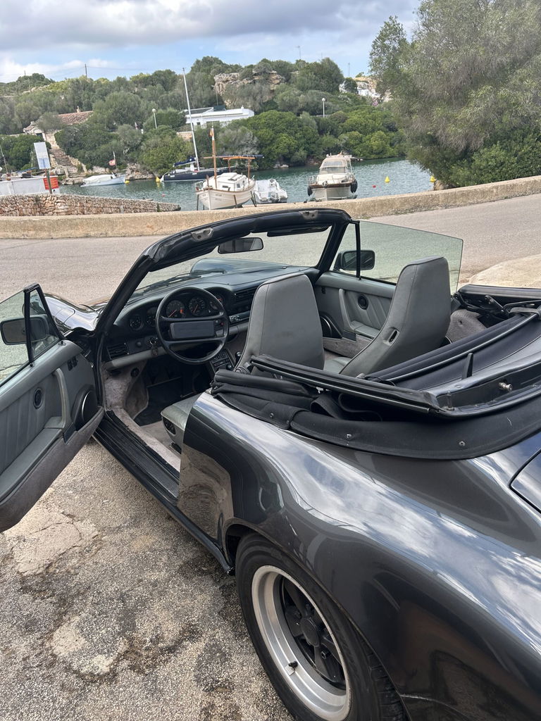 Porsche 911 Carrera 3.2