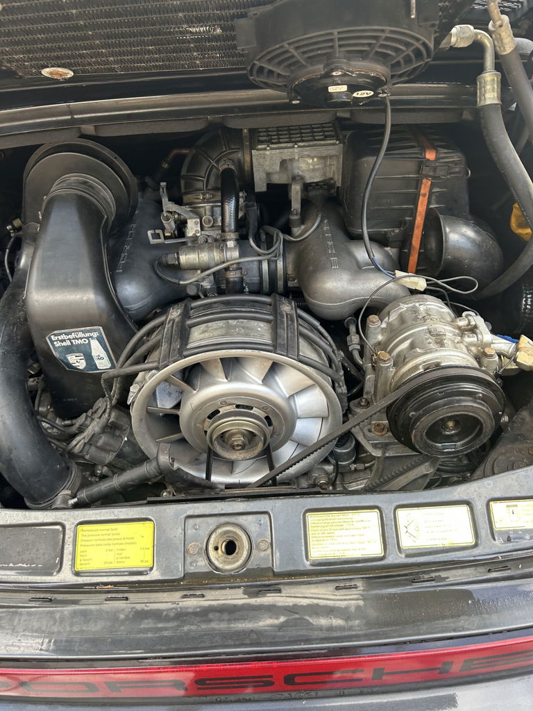 Porsche 911 Carrera 3.2