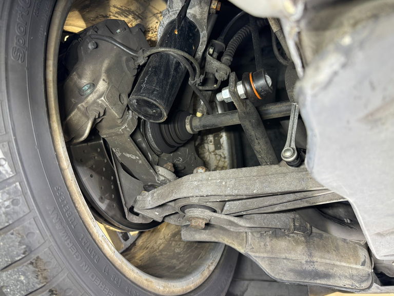 Porsche 996 Carrera 4