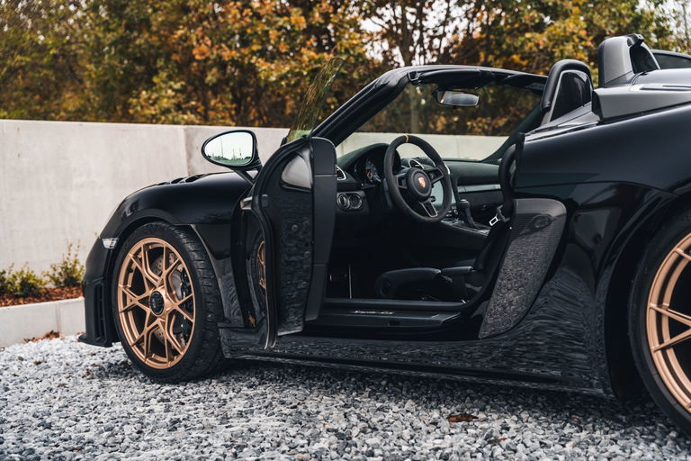 Porsche 718 Spyder RS