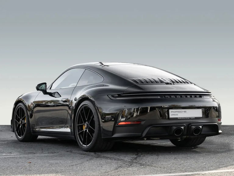 Porsche 992.2 Carrera GTS