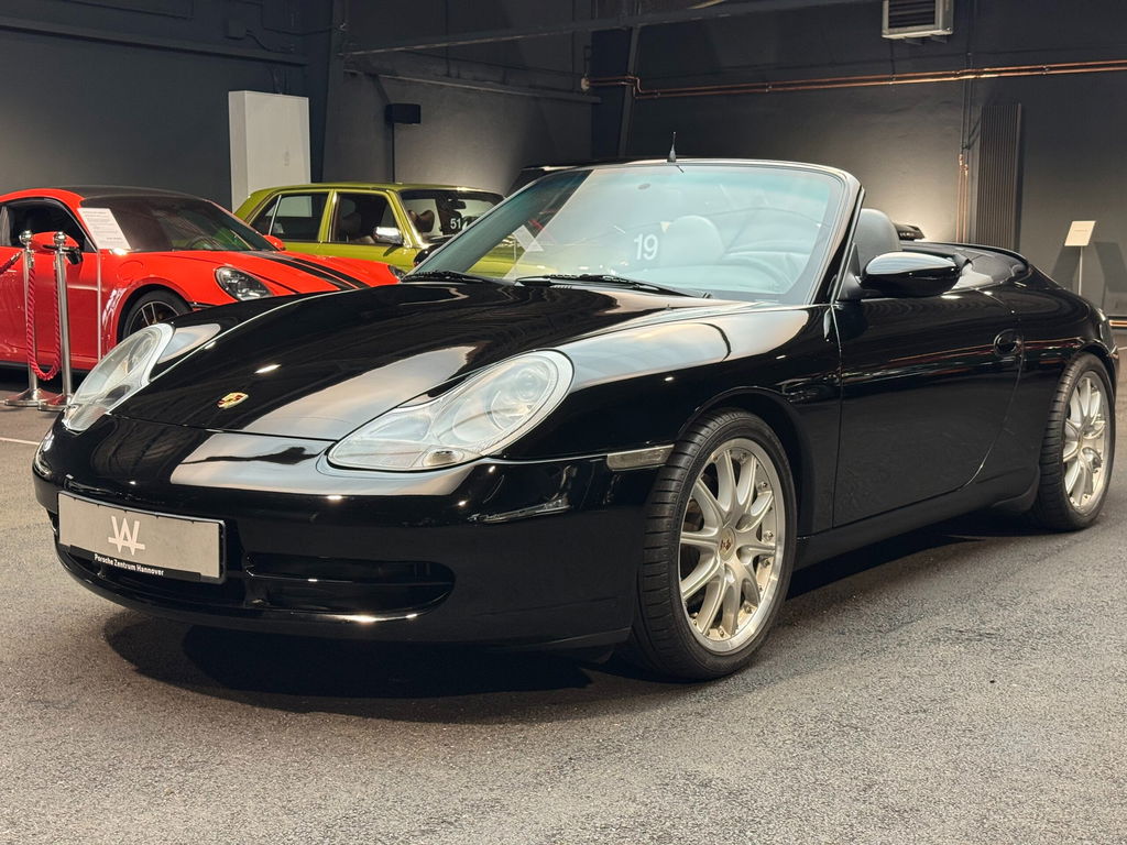 Porsche 996 Carrera 4