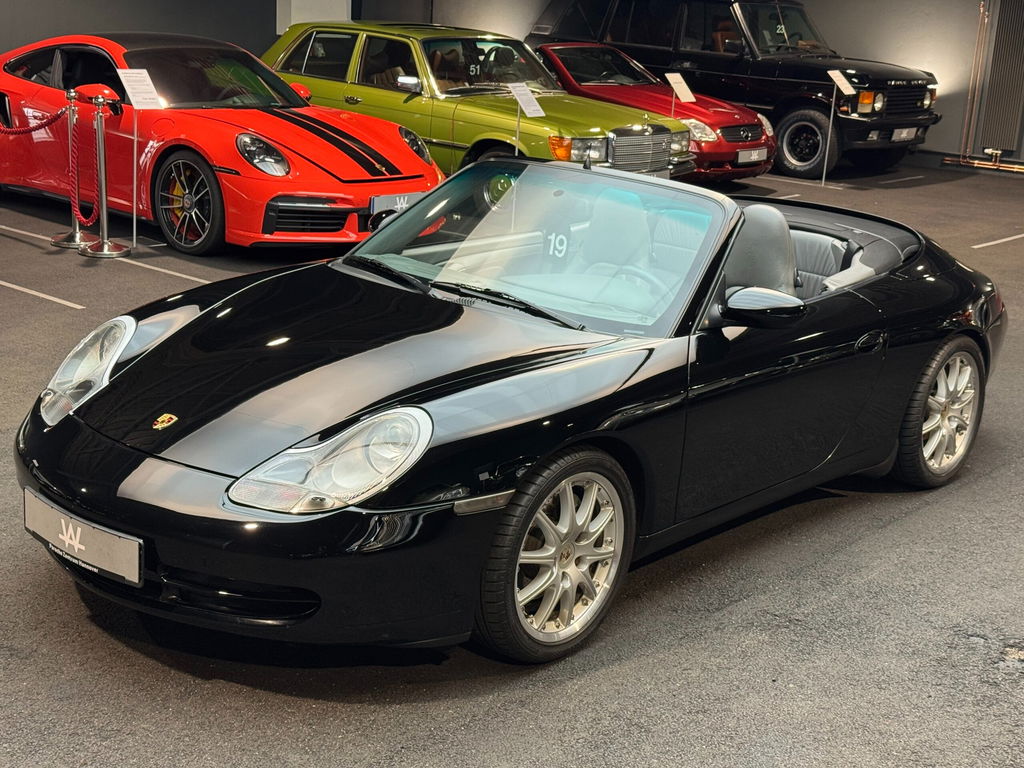 Porsche 996 Carrera 4