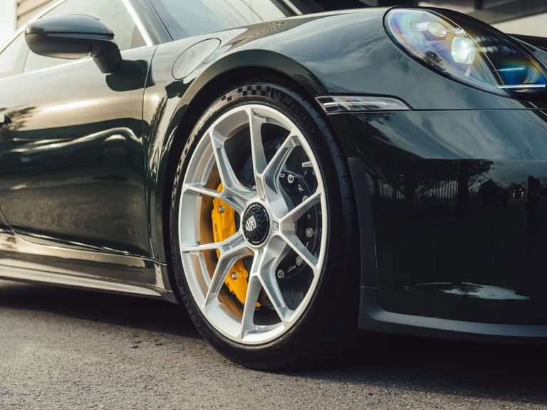 Porsche 992 GT3 Touring