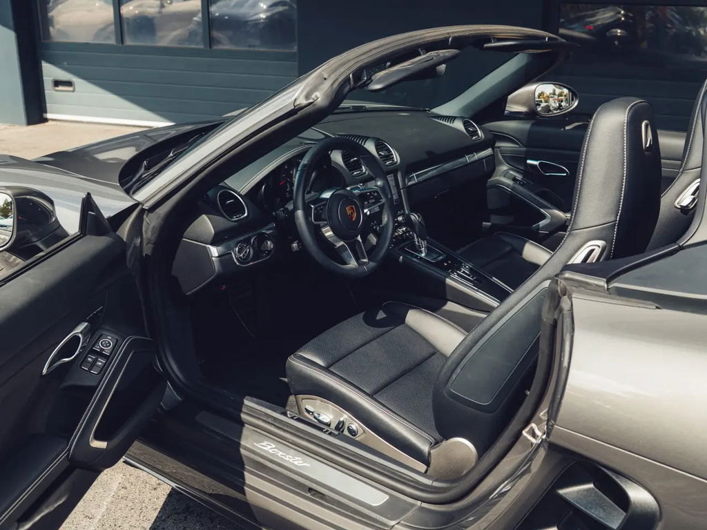 Porsche 718 Boxster Style Edition