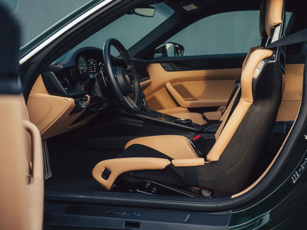 Porsche 992 GT3 Touring