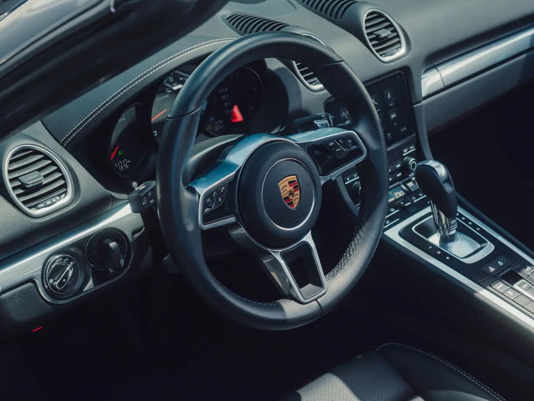 Porsche 718 Boxster Style Edition
