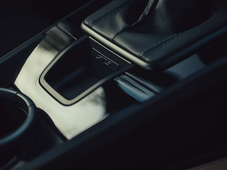 Porsche 992 GT3 Touring