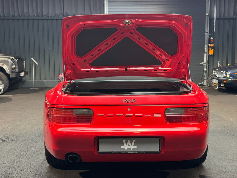 Porsche 968