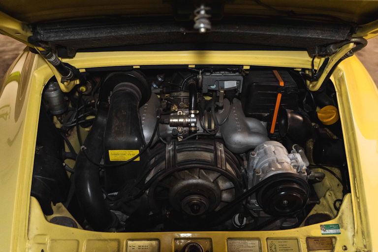 Porsche 911 Carrera 3.2