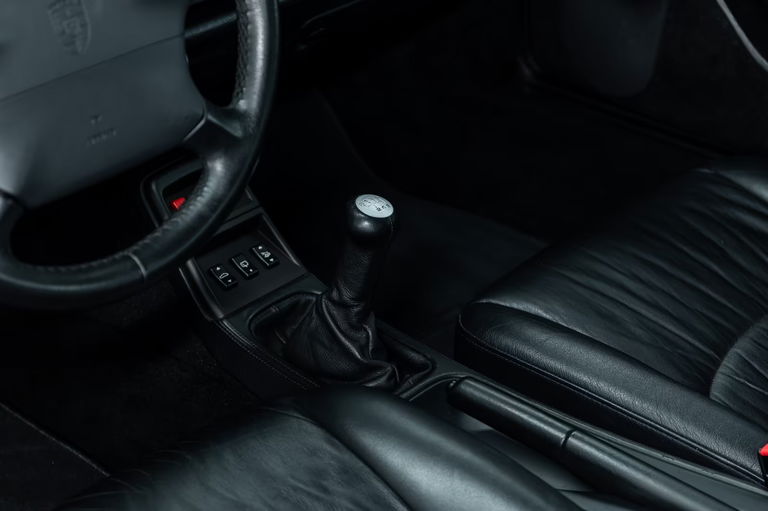 Porsche 993 Carrera 4S